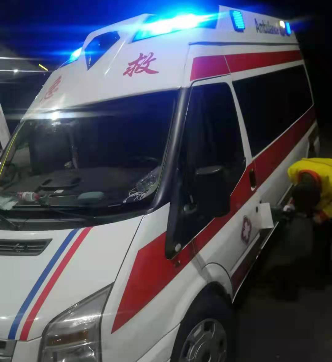 三亚专业救护车出租